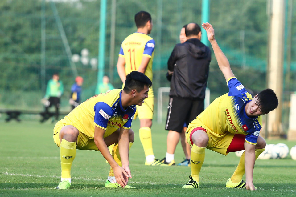 Lên tuyển Việt Nam muộn hơn đồng đội, nhóm cầu thủ này chỉ có khoảng 4 ngày tập luyện trước khi bước vào trận đấu với Malaysia tại vòng loại hai Wolrd Cup 2022 - khu vực châu Á ngày 10/10 tới. (Ảnh: Nguyên An)