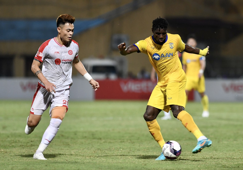 Chiến thắng 2-0 giúp Viettel trở lại mạnh mẽ ở nhóm đầu bảng xếp hạng và nhen nhóm cơ hội đua vô địch cùng với chính Sông Lam Nghệ An, Hoàng Anh Gia Lai và Bình Định. (Ảnh: PV/Vietnam+)