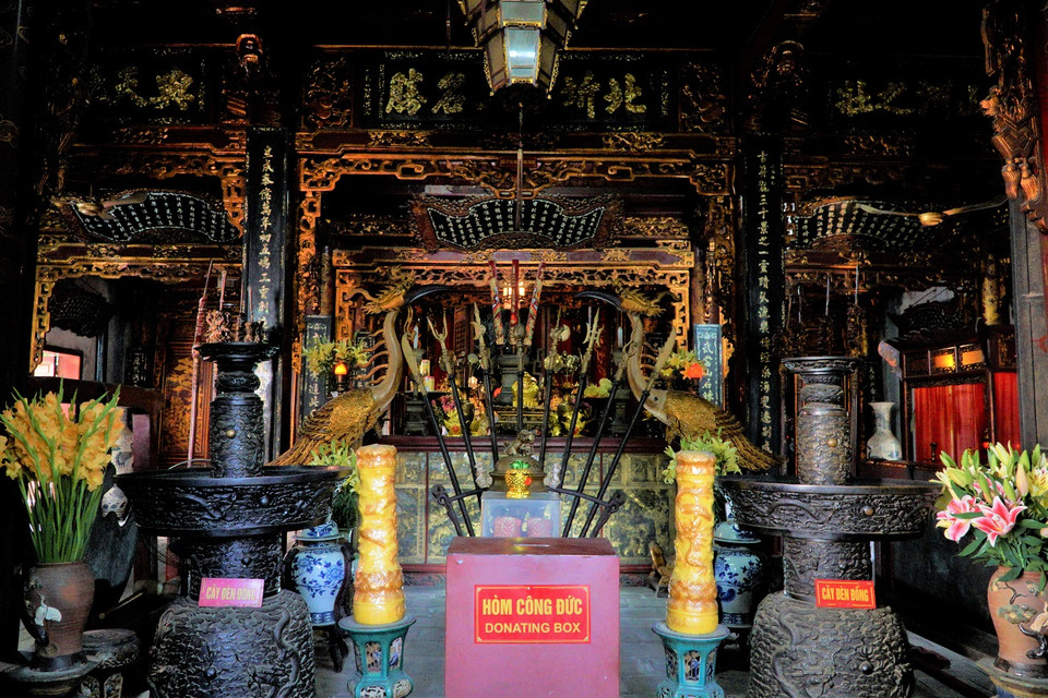 Đền Quán Thánh là nơi thờ Huyền Thiên Trấn Vũ – một vị thần trấn giữ hướng Bắc kinh thành Thăng Long. (Ảnh: Vietnam+)