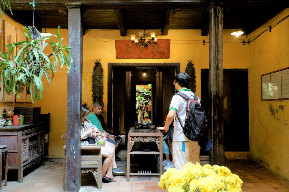 Ngôi nhà mang đặc trưng của nhà cổ xưa Hà Nội, tức là theo dạng hình ống, đa năng sử dụng. (Ảnh: Minh Hiếu/Vietnam+)