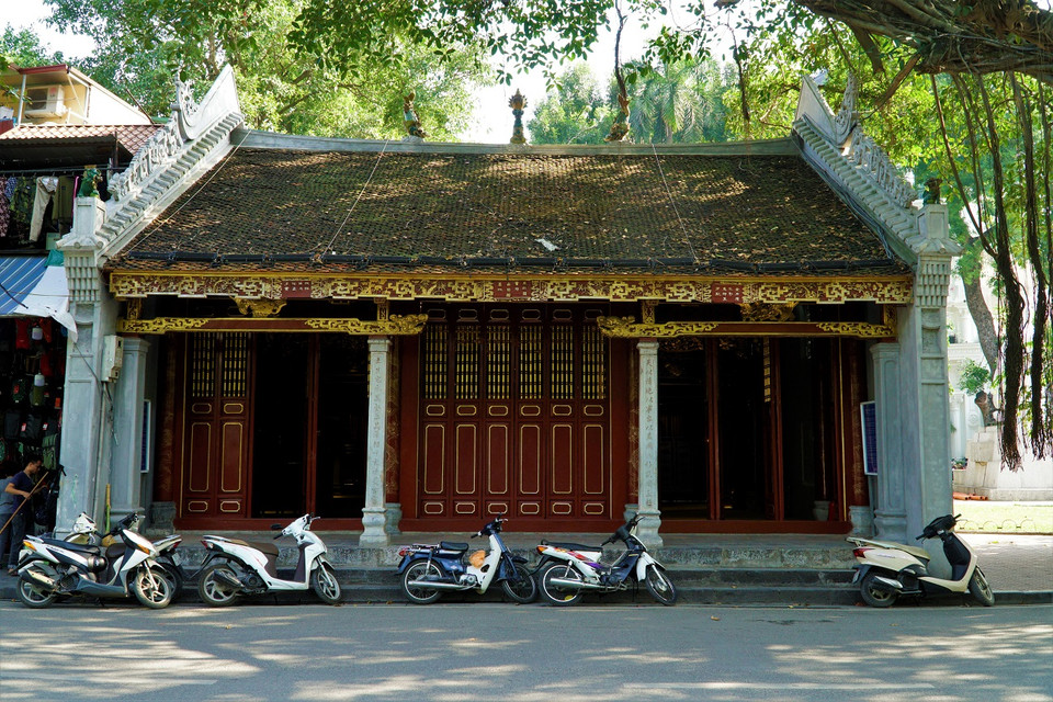Nằm ở phía Đông hồ Gươm, đền Bà Kiệu, tên chữ là Thiên Tiên điện, là một ngôi đền cổ có giá trị đặc biệt về lịch sử và tín ngưỡng của thủ đô Hà Nội. (Ảnh: Vietnam+)