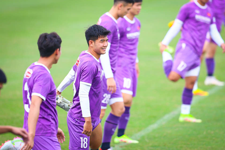 Toàn đội cho thấy sự tự tin, hứng khởi cho trận đấu chính thức trên sân nhà Mỹ Đình. (Ảnh: PV/Vietnam+)