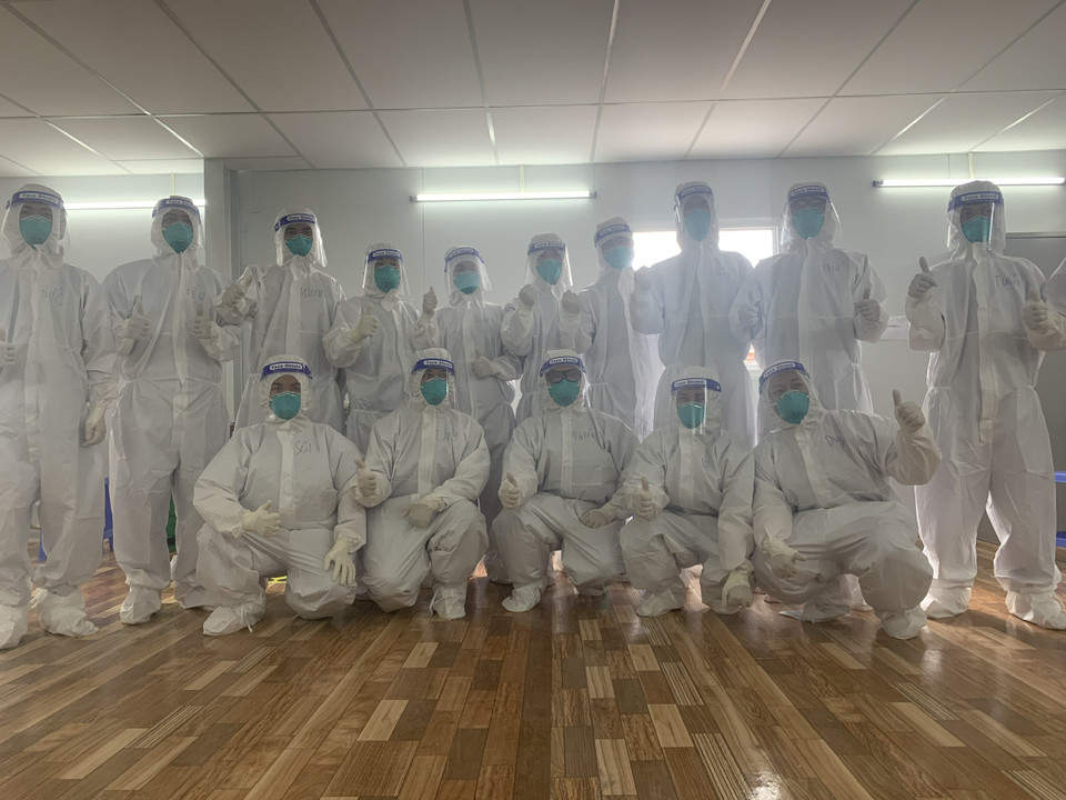 Và không quản ngại vất vả, cam khó hết lòng cứu chữa các bệnh nhân tại vùng tâm dịch Thành phố Hồ Chí Minh. (Ảnh: CTV)