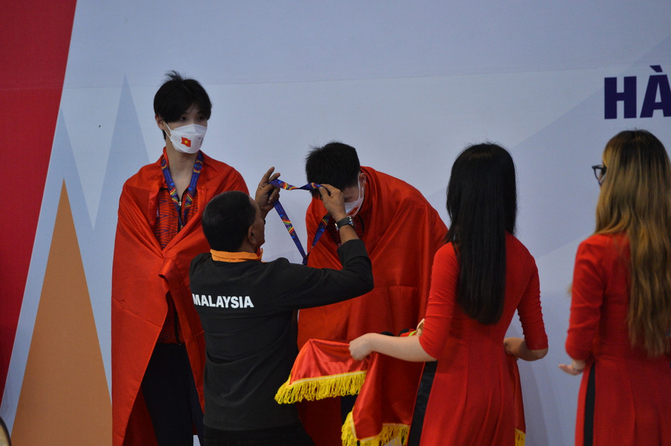 Đoàn thể thao Việt Nam mở màn SEA Games 31 với tấm huy chương bạc và đồng ở nội dung nhảy cầu thi đấu vào chiều nay (8/5) tại Cung thể thao dưới nước Mỹ Đình. (Ảnh: PV/Vietnam+)