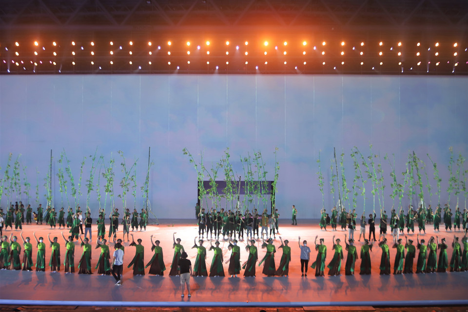 Lễ khai mạc SEA Games 31 sẽ kéo dài 120 phút trên sân vận động Mỹ Đình với 3 chương chính gắn liền cùng các chủ đề Việt Nam thân thiện, Đông Nam Á mạnh mẽ, Đông Nam Á tỏa sáng. (Ảnh: PV/Vietnam+)