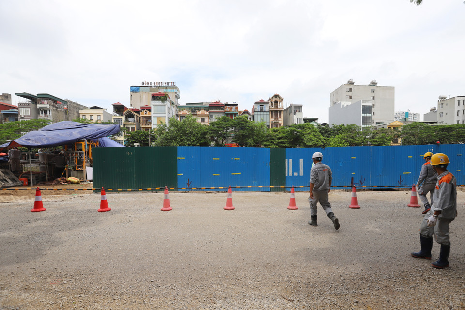 Nhà thầu Tekken đã khắc phục sự cố sụt lún trong đêm 15/6 theo yêu cầu của cơ quan chức năng. (Ảnh: Hoài Nam/Vietnam+)