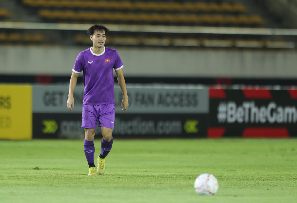 Tiền đạo Văn Toàn trong buổi tập. (Ảnh: PV/Vietnam+)