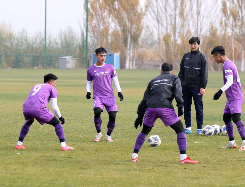 Các cầu thủ trẻ đang có quyết tâm lớn với tinh thần 'Không làm người hâm mộ phải thất vọng.' (Ảnh: VFF)