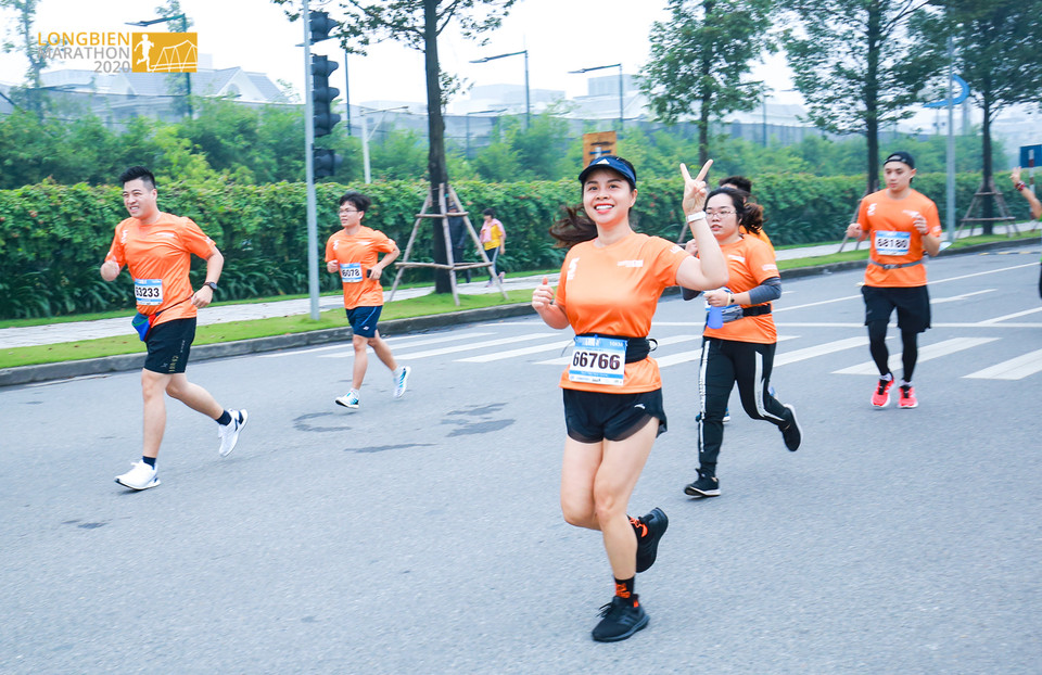 Longbien Marathon 2020 tiếp tục gồm các cự ly quen thuộc như 5, 10, 21 và 42 km. (Ảnh: CTV/Vietnam+)