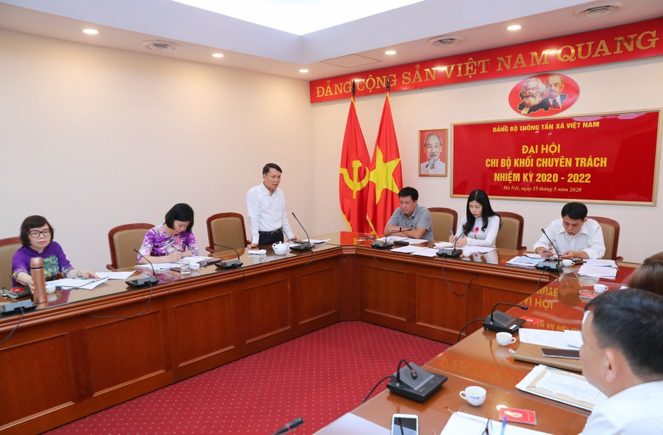 Đồng chí Nguyễn Đức Lợi, Ủy viên Trung ương Đảng, Bí thư Đảng uỷ, Tổng giám đốc TTXVN phát biểu chỉ đạo Đại hội. (Ảnh: Thành Đạt/TTXVN)