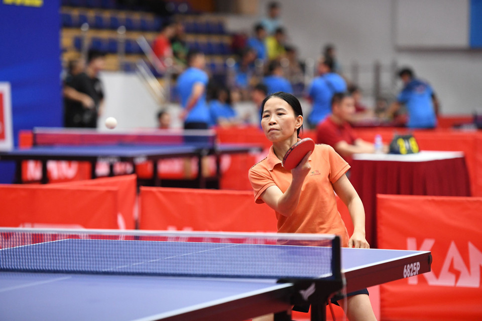 Những trận đấu đầu tiên khá kịch tính. (Ảnh: PV/Vietnam+)