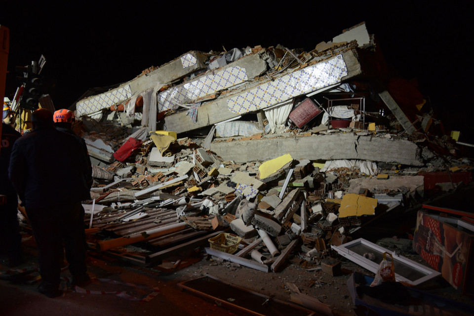 Các nhà chức trách cho biết con số thương vong có thể sẽ tiếp tục tăng. (Ảnh: AFP/TTXVN)