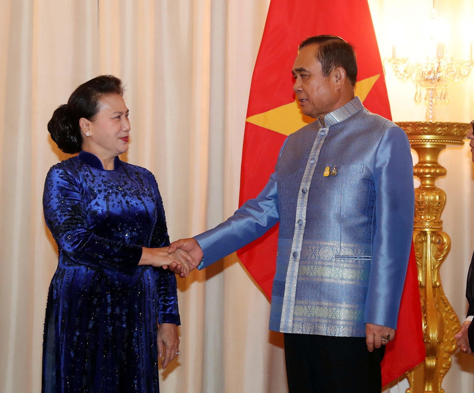 Trong chương trình thăm chính thức Vương quốc Thái Lan, chiều 27/8/2019, tại Thủ đô Bangkok, Chủ tịch Quốc hội Nguyễn Thị Kim Ngân hội kiến Thủ tướng Thái Lan Prayut Chan-o-cha. (Ảnh: Trọng Đức/TTXVN)