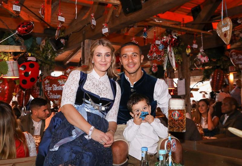 Thiago đã có lễ hội Oktoberfest lần thứ 7. Ảnh: Nguồn Fcb.de