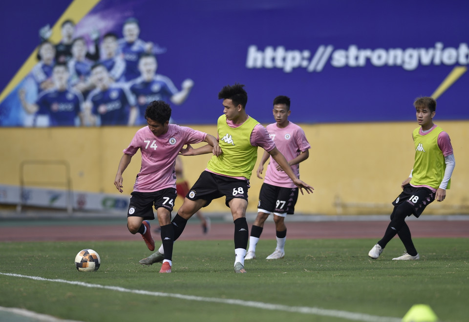 Đội bóng thủ đô tập luyện chuẩn bị cho trận Siêu cúp Quốc gia để mở màn cho mùa giải mới với mục tiêu bảo vệ chức vô địch V-League và Cúp Quốc gia. (Ảnh: Nguyên An/Vietnam+)