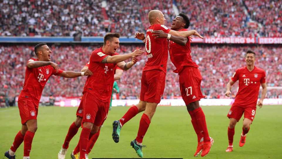 Robben cũng đã ghi dấu ấn trong trận đấu chia tay với bàn thắng nâng tỷ số trận đấu lên 5-1