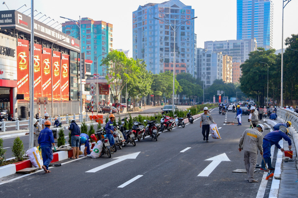 0Sau khi hầm chui Lê Văn Lương-Vành đai 3 được xây dựng xong, nút giao sẽ có tổng cộng 10 làn xe theo hướng Lê Văn Lương-Tố Hữu và ngược lại. (Ảnh: Hoài Nam/Vietnam+)