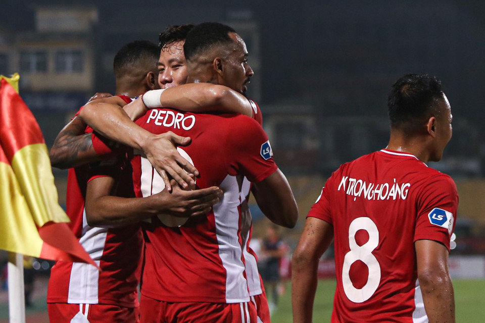 Thậm chí, Viettel tiếp tục có thêm bàn thắng nâng tỷ số 3-1 để củng cố chiến thắng ở những phút cuối bởi Bình Dương quá mải mê tấn công. (Ảnh: PV/Vietnam+)