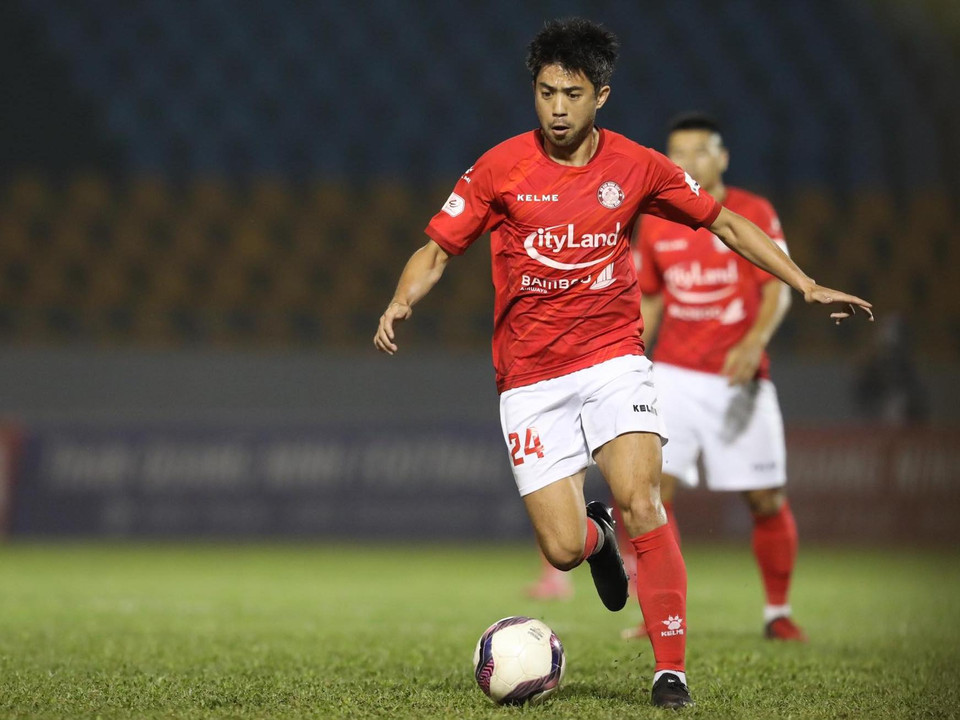 Tuy nhiên, đội bóng này không thể tạo nhiều cơ hội nguy hiểm. Tiền vệ Lee Nguyễn chơi nỗ lực, song không để lại nhiều dấu ấn khi mất tới 20 phút đầu trận để bắt kịp nhịp độ.(Ảnh: PV/Vietnam+)