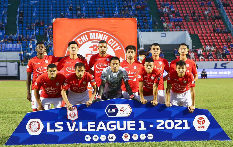 Đội bóng miền Nam được đánh giá cao hơn đội chủ nhà, đặc biệt khi tung ra đội hình mạnh nhất với ngôi sao Lee Nguyễn và hai tiền đạo ngoại binh đắt giá. (Ảnh: PV/Vietnam+)