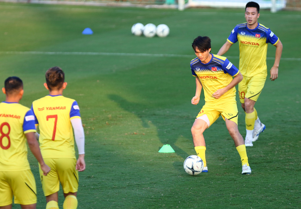 Tuyển Việt Nam còn khoảng 9 ngày nữa để tập luyện, chuẩn bị cho trận đấu với UAE (14/11) và Thái Lan (19/11) ở vòng loại World Cup 2022 tới đây. (Ảnh: Nguyên An)