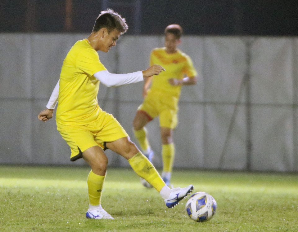 Các cầu thủ đều tập luyện nghiêm túc và nỗ lực ở buổi tập này để có thể chuẩn bị tốt nhất cho trận đấu quan trọng ở lượt trận thứ hai bảng D vòng chung kết U23 châu Á 2020. (Ảnh: VFF)