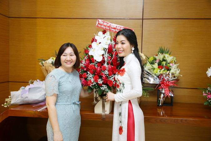 Đại sứ Nhân ái Trần Hoàng Mai Anh đến từ Ba Lan(Ảnh: Nam An/Vietnam+)