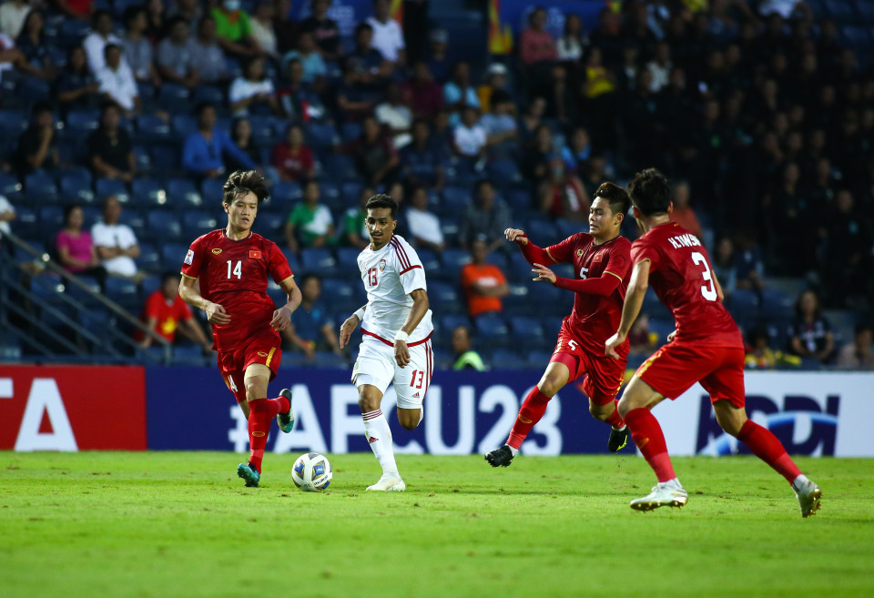 Trong hiệp 1, U23 Việt Nam chủ yếu chơi phòng ngự bên phần sân nhà với đội hình thấp nên không có được quá nhiều cơ hội nguy hiểm. (Ảnh: Nguyên An/Vietnam+)