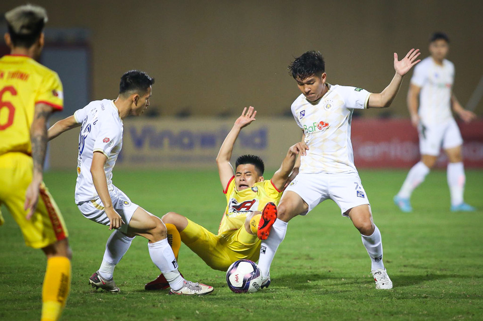 Nhờ Quang Hải, Hà Nội FC lần đầu tiên giành chiến thắng ở V-League 2022 sau khi chỉ hòa 0-0 trước Câu lạc bộ Thành phố Hồ Chí Minh ở trận mở màn. (Ảnh: PV/Vietnam+)