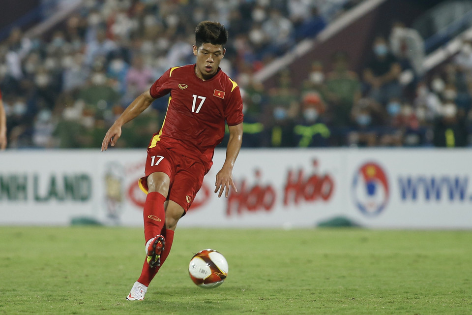 Đó cũng là mục đích chính của ông thầy người Hàn Quốc ở trận này sau khi cất nhiều trụ cột trên băng ghế dự bị. U23 Việt Nam sẽ còn gặp lại U20 Hàn Quốc vào ngày 22/4 sắp tới trên sân Hàng Đẫy. (Ảnh: PV/Vietnam+)