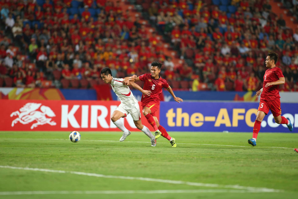 Bàn thua sớm từ sai lầm sơ đẳng của thủ môn dường như khiến U23 Việt Nam mất tinh thần và không còn chơi tốt trước đối thủ ở quãng thời gian còn lại của trận đấu. (Ảnh: Vietnam+)