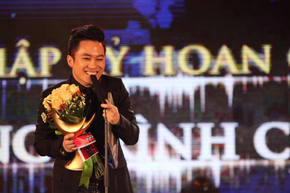 Chiến thắng này không qua bất ngờ khi chương trình 'Thập ỳ hoan ca' của anh có chất lượng và tiếng vang nổi trội. (Ảnh: BTC)