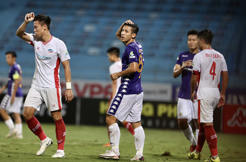 'Đội màu áo lính' cho thấy đã nghiên cứu Hà Nội FC rất kỹ khi khiến đối thủ bế tắc trong việc tìm đường vào khung thành. (Ảnh: Hiển Nguyễn/Vietnam+)