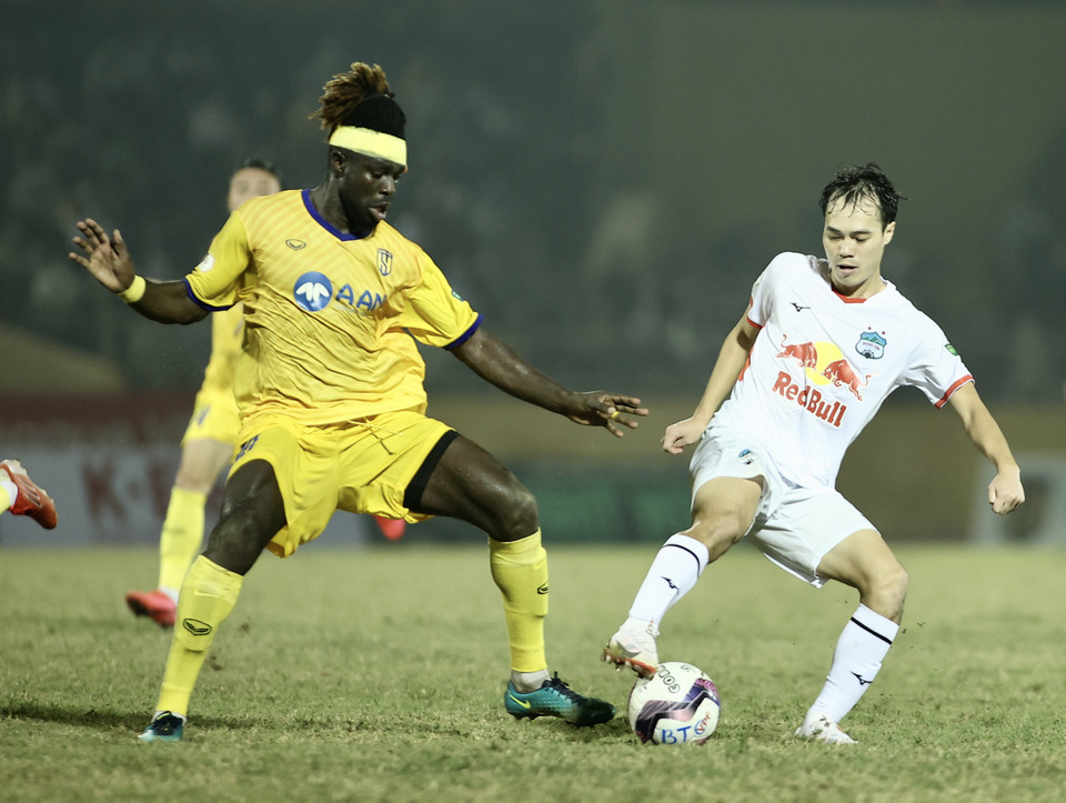 Sông Lam Nghệ An vừa thắng cách biệt 2-0 trước Hoàng Anh Gia Lai trên sân nhà vào chiều nay (6/3) trong khuôn khổ vòng 3 V-League 2022. (Ảnh: PV/Vietnam+)