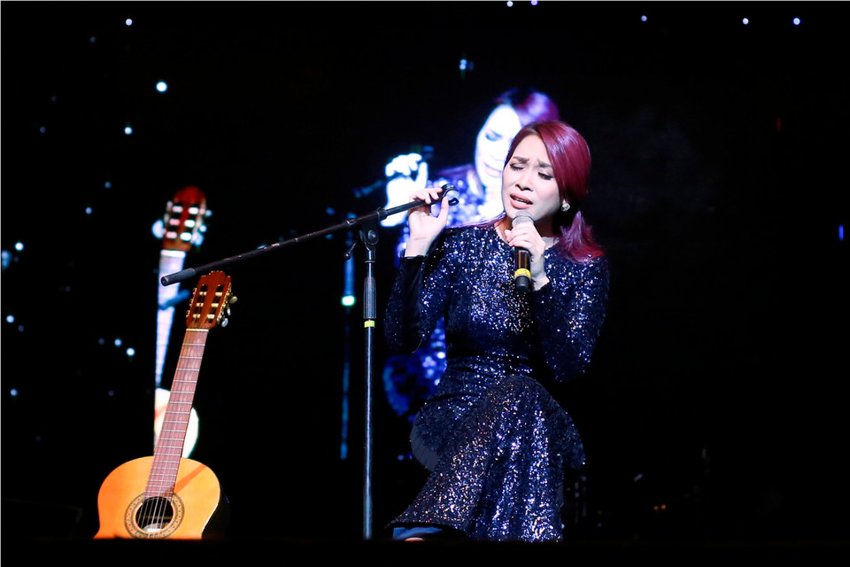 Mỗi lần cất tiếng hát, Mỹ Tâm luôn chìm đắm vào âm nhạc... (Ảnh: Tú Nguyễn)