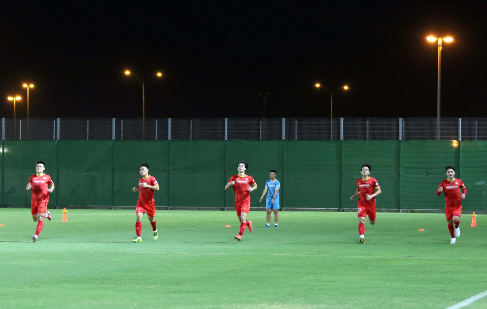 Đội tuyển Việt Nam còn ba buổi tập nữa trước khi bước vào cuộc chạm trán chính thức với Trung Quốc vào ngày 7/10. Trận đấu sẽ diễn ra trên sân vận động không có khán giản. (Ảnh: VFF)