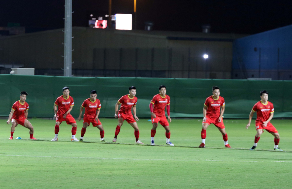 Không khí buổi tập của tuyển Việt Nam vẫn rất thoải mái. Tất cả cầu thủ cho thấy tinh thần cùng thể trạng tốt để hướng tới trận đấu với Trung Quốc. (Ảnh: VFF)