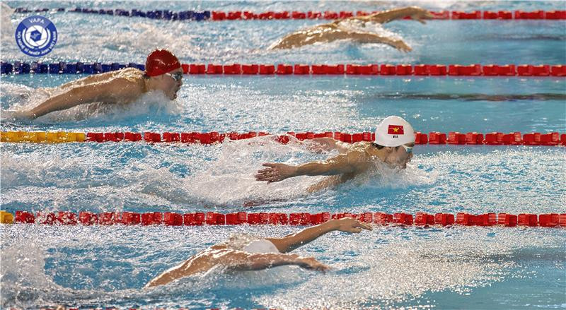 Tác phẩm 'Bứt tốc' của tác giả Nguyễn Quang Huy (Hà Nội). (Ảnh: NSNA VN)