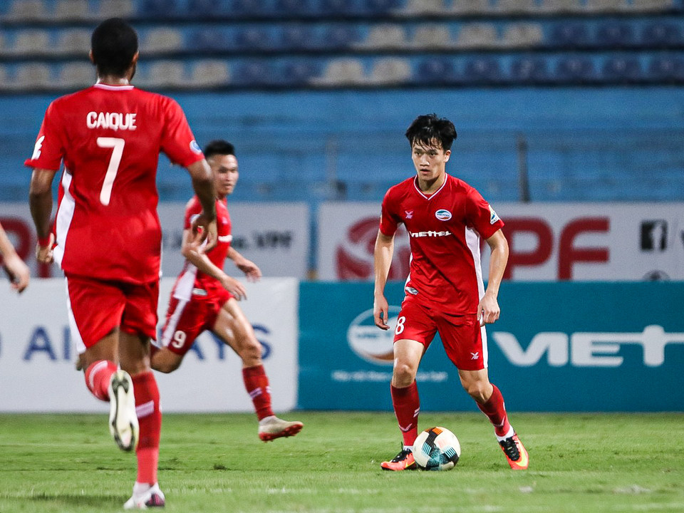 Hạ đội bóng đất Thủ, Viettel tiến vào bán kết cúp Quốc gia 2020, gặp Than Quảng Ninh vào ngày 16/9 tới. Đội bóng đất mỏ vừa thắng 3-2 Hồng Lĩnh Hà Tĩnh ở trận đấu trước đó. (Ảnh: Hiển Nguyễn/Vietnam+)