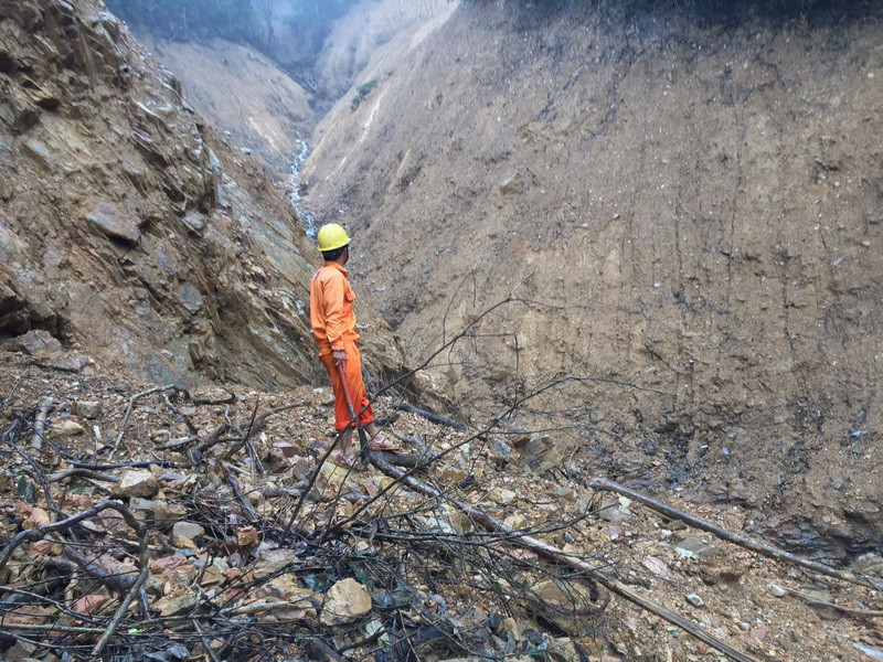 Dự kiến ngày 6/12 có thể đóng được điện cho 2 thôn này. (Ảnh: Thủy Trần/Vietnam+)