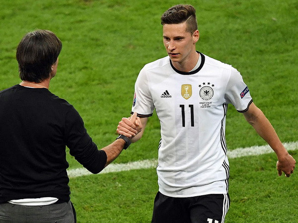 Draxler sẽ cùng Götze và ÖzilO đá tiền vệ tấn công. (Nguồn: DFB.de)