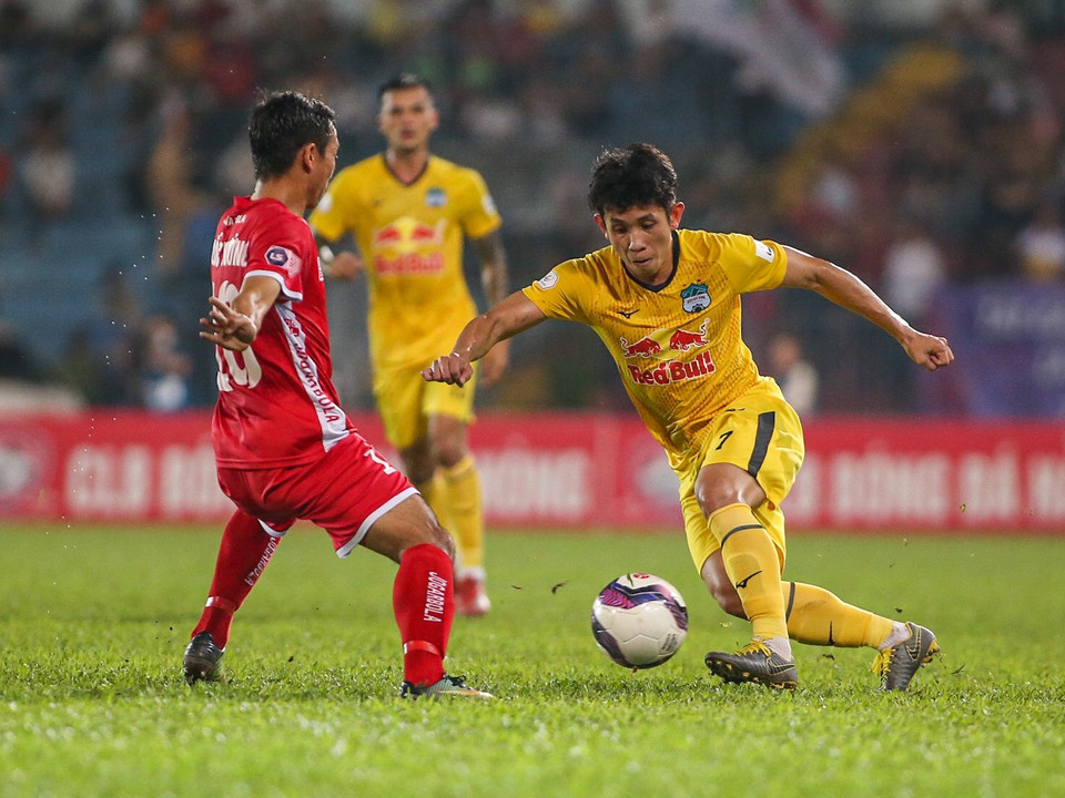 Trước Hải Phòng, Hoàng Anh Gia Lai tung ra đội hình mạnh giống với cuộc đối đầu với CLB TP.HCM cách đây chưa lâu. Nhờ vậy họ chơi tự tin và sớm áp đặt lối chơi lên đối thủ. (Ảnh: PV/Vietnam+)