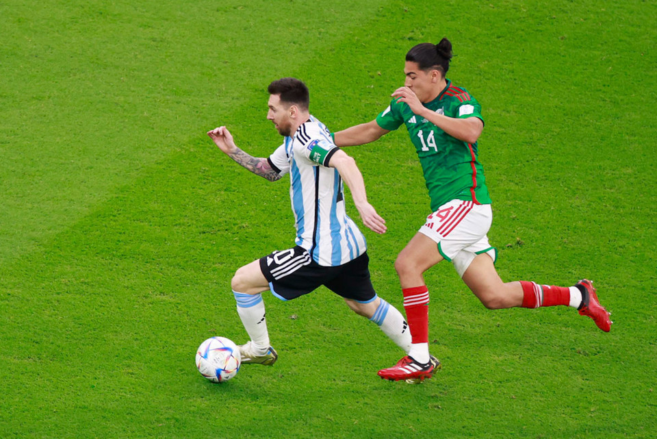 Tuy nhiên, trong tình cảnh ấy, phẩm chất ngôi sao của Messi đã được thể hiện rõ nét nhất. (Ảnh: Hải An/Vietnam+)