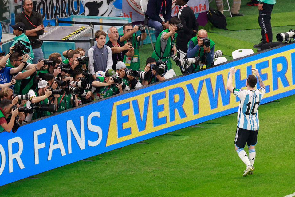 Phát biểu sau chiến thắng, Messi cho biết tuyển Argentina đã cởi bỏ được áp lực tâm lý và hướng đến trận thắng cuối cùng trước Ba Lan để giành ngôi nhất bảng và đi tiếp. (Ảnh: Hải An/Vietnam+)
