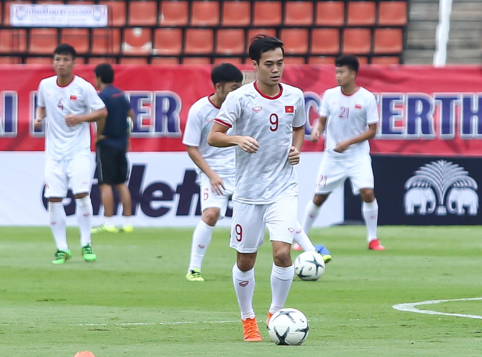 Chia sẻ trước trận đấu, đội trưởng Quế Ngọc Hải cho biết tuyển Việt Nam sẽ vào sân với tinh thần cao nhất và khát khao chiến thắng trước Thái Lan. (Ảnh: Nguyên An)