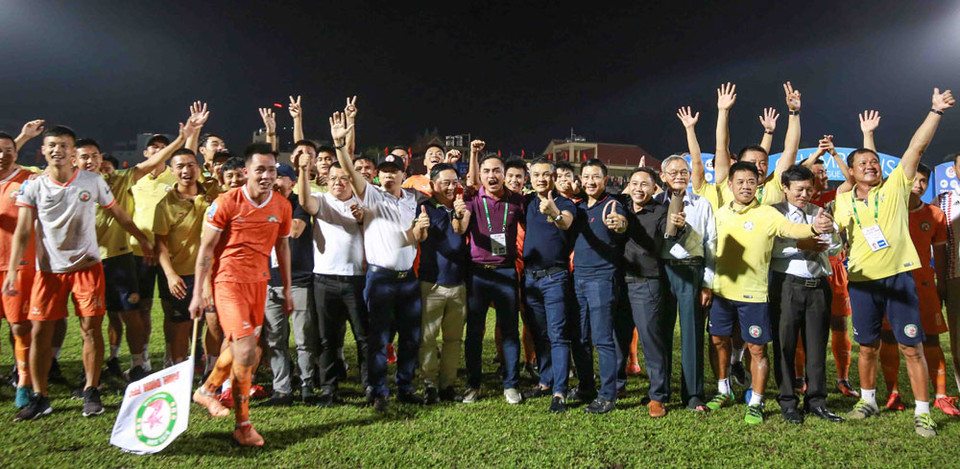 Kết thúc hạng Nhất 2020, dàn cầu thủ này sẽ trở về câu lạc bộ chủ quản nên Bình Định sẽ cần chuẩn bị rất nhiều để hướng tới V-League mùa giải sau. (Ảnh: VPF)