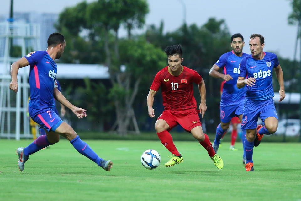 Tiền vệ Martin Lo là một trong những cầu thủ chơi ấn tượng bên phía U22 Việt Nam với vai trò cầm nhịp và tổ chức lối chơi. (Ảnh: Nguyên An/Vietnam+)