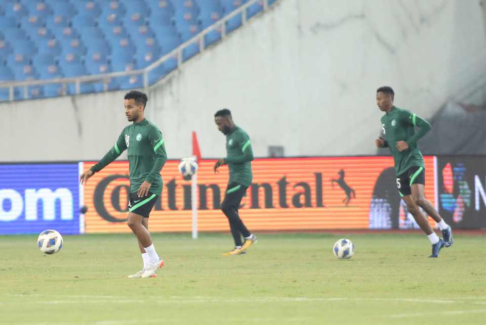 Trận đấu giữa tuyển Việt Nam với Saudi Arabia sẽ diễn ra vào lúc 19 giờ tối mai (16/11) trên sân vận động Mỹ Đình với 12.000 khán giả. (Ảnh: PV/Vietnam+)