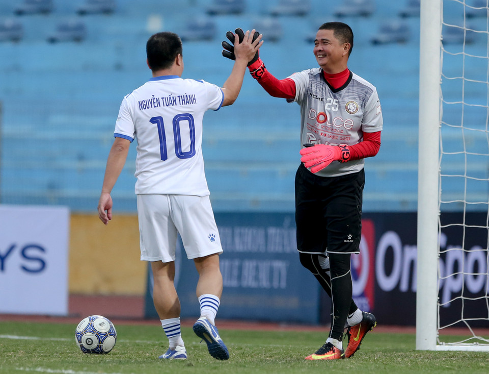 Sau cùng, Công An Hà Nội với đội trưởng Vũ Minh Hiếu đã xuất sắc hơn trên chấm 11 mét để giành chiến thắng. (Ảnh: Trung Hiếu/Vietnam+)