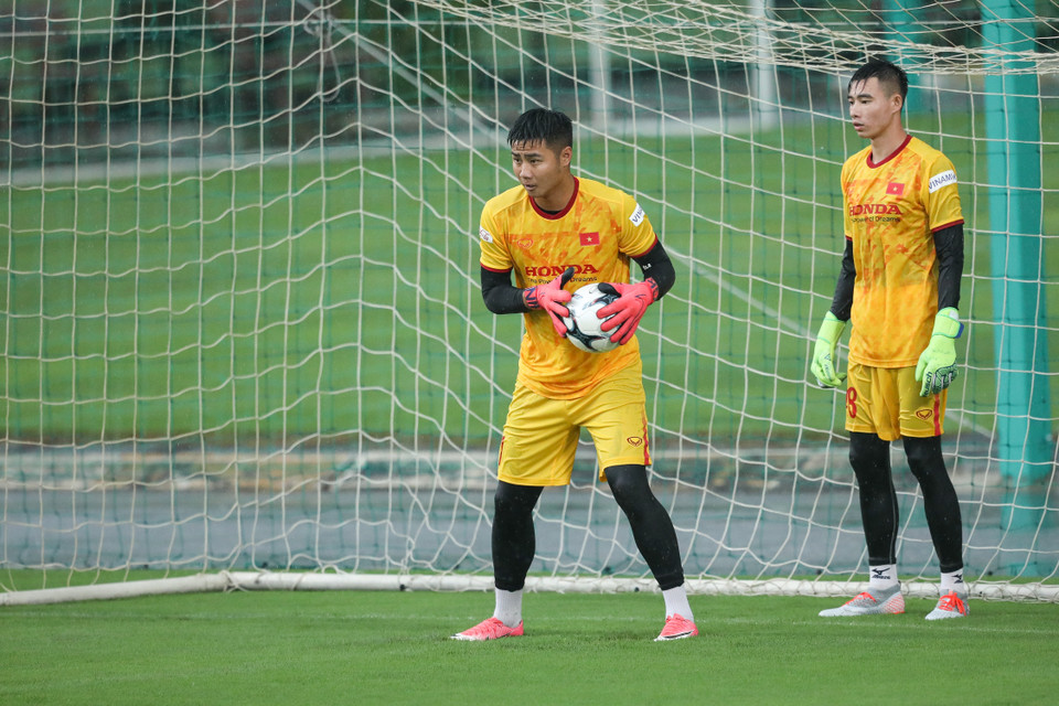 Tuy nhiên, xen lẫn vào đó vẫn là những gương mặt nổi bật, đã để lại được dấu ấn như Văn Toản (Hải Phòng), Hai Long (Than Quảng Ninh), Bùi Hoàng Việt Anh (Hà Nội FC)… (Ảnh: Phúc Tá/Vietnam+)